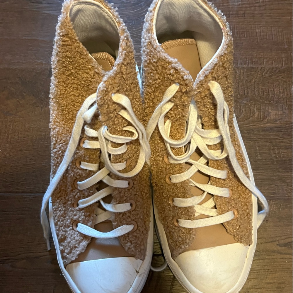 Chuck Taylor All Star Move Platform Sherpa